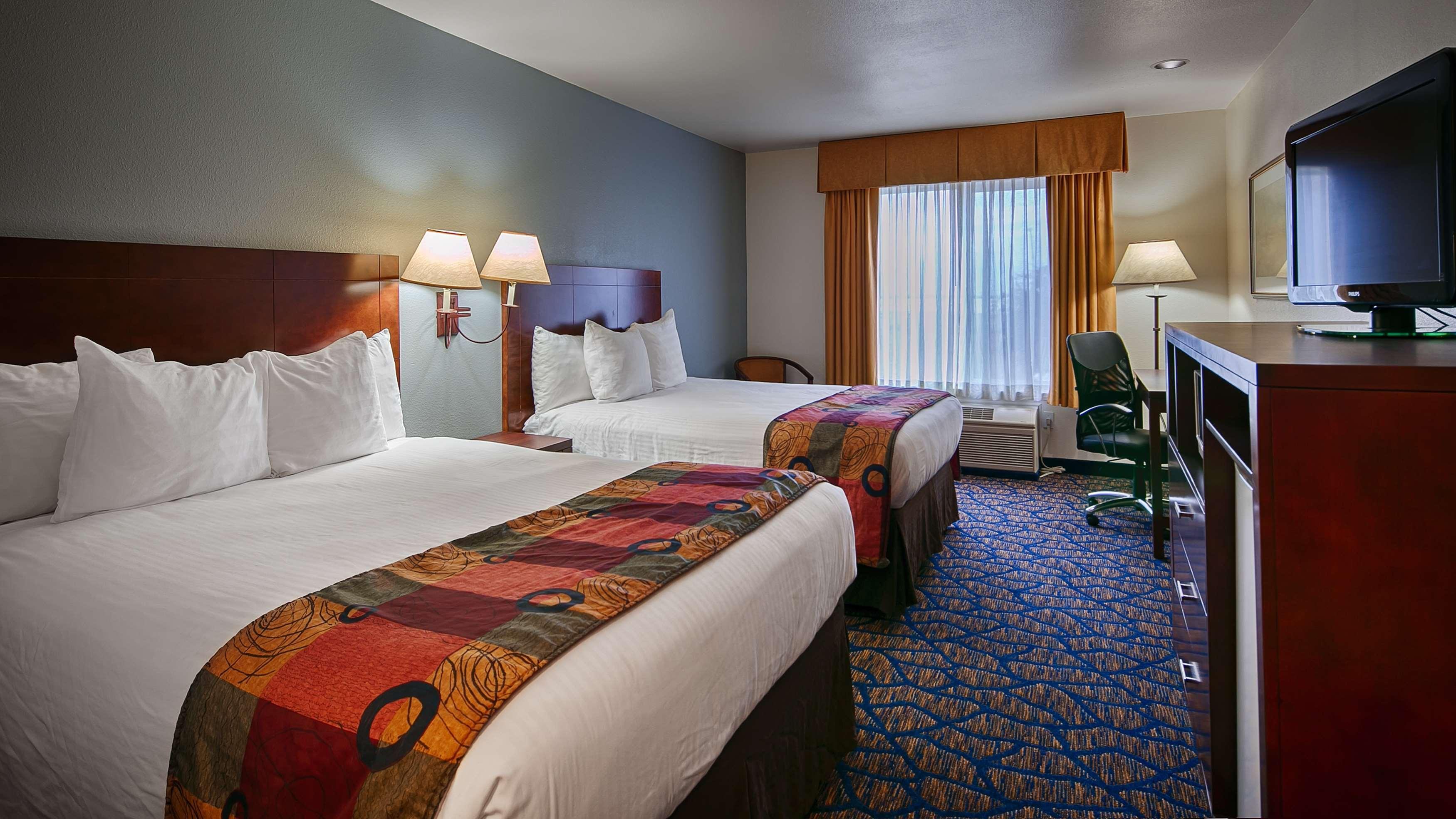 Best Western Plus Villa Del Lago Inn Patterson Exterior foto