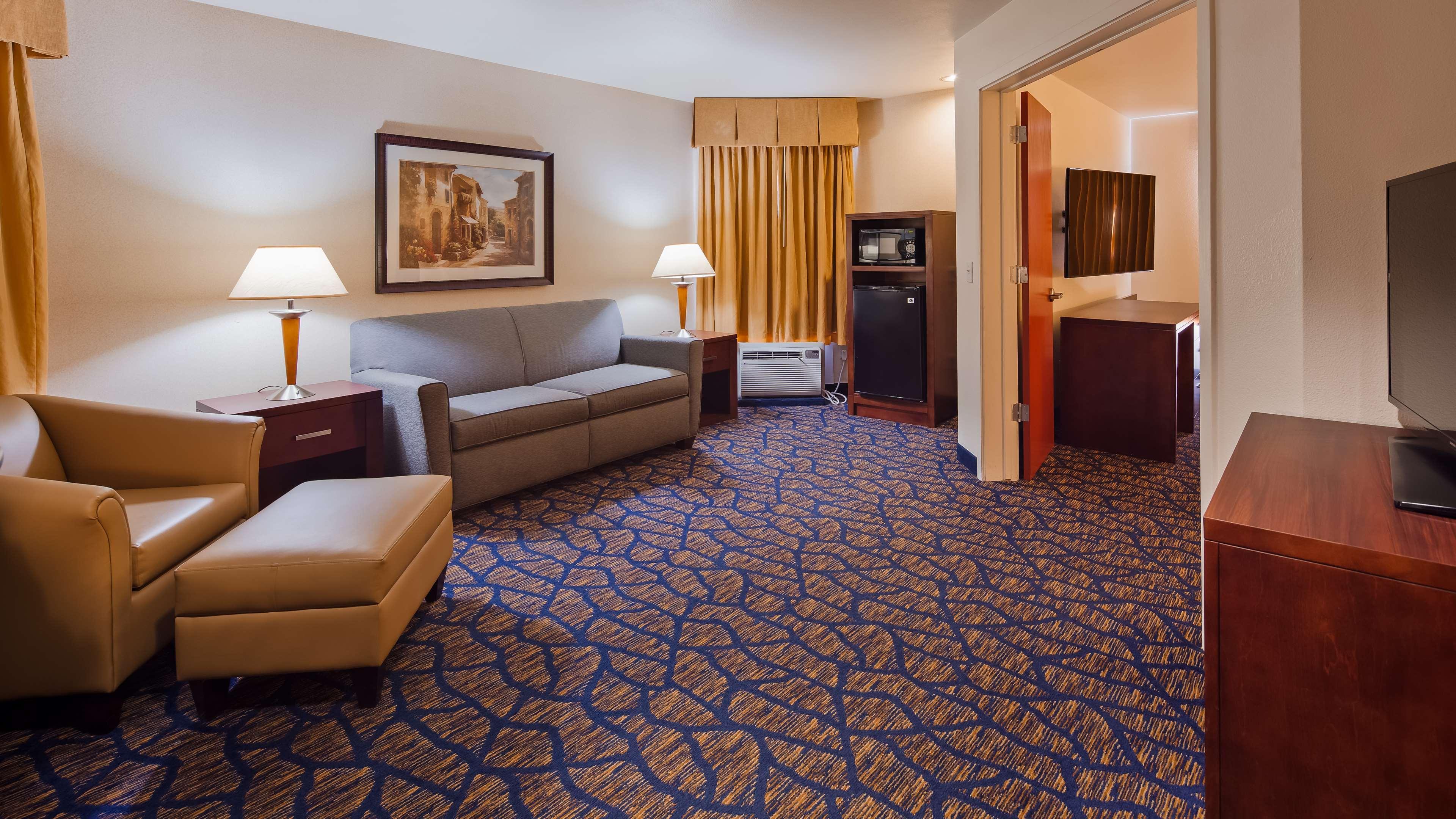 Best Western Plus Villa Del Lago Inn Patterson Exterior foto