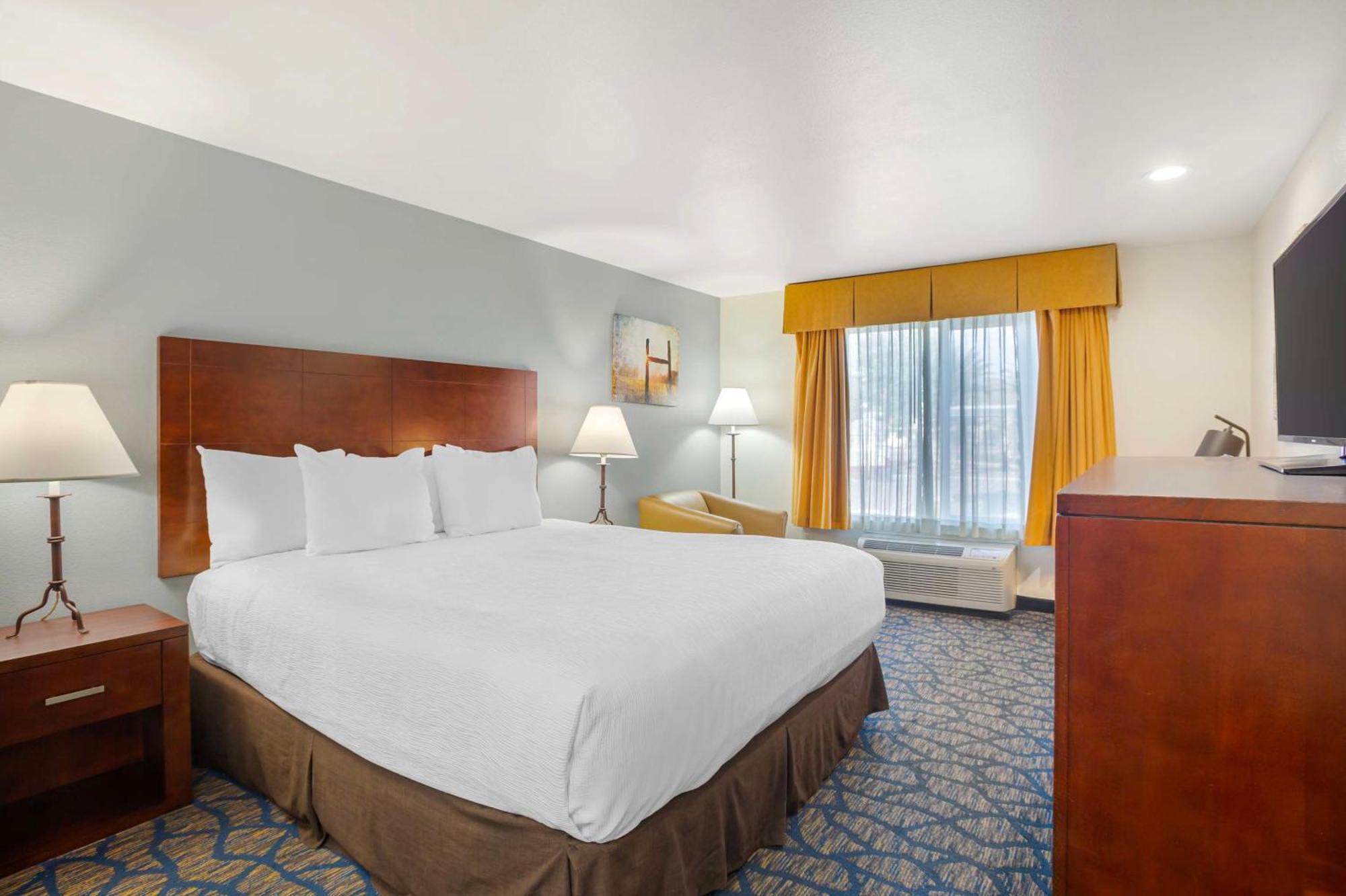 Best Western Plus Villa Del Lago Inn Patterson Exterior foto